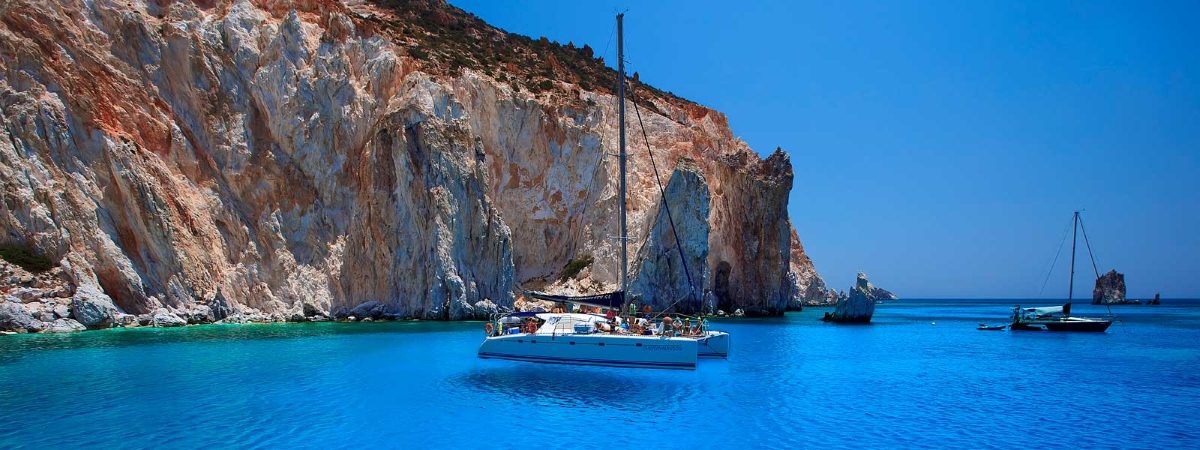 Renting a yacht with a skipper - for sailing the Greek islands
