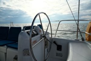 Jedrilica Beneteau Cyclades 43,4 - krma i kormilo