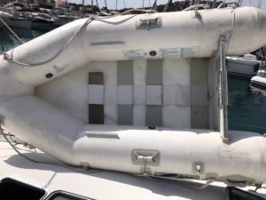 Jedrilica OCEANIS 423 Clipper - Pomoćni čamac