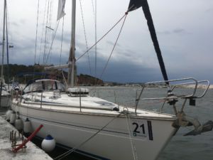 jedrilica-bavaria-42-01