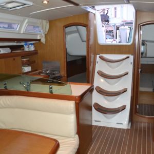 jedrilica-jeanneau-sun-odyssey-42i-06